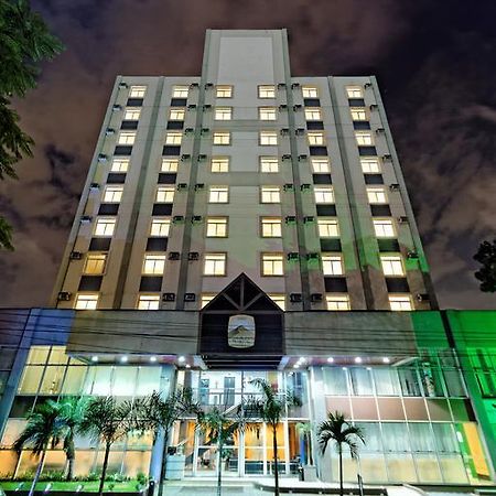 Sables Hotel กัวรูยุส ภายนอก รูปภาพ