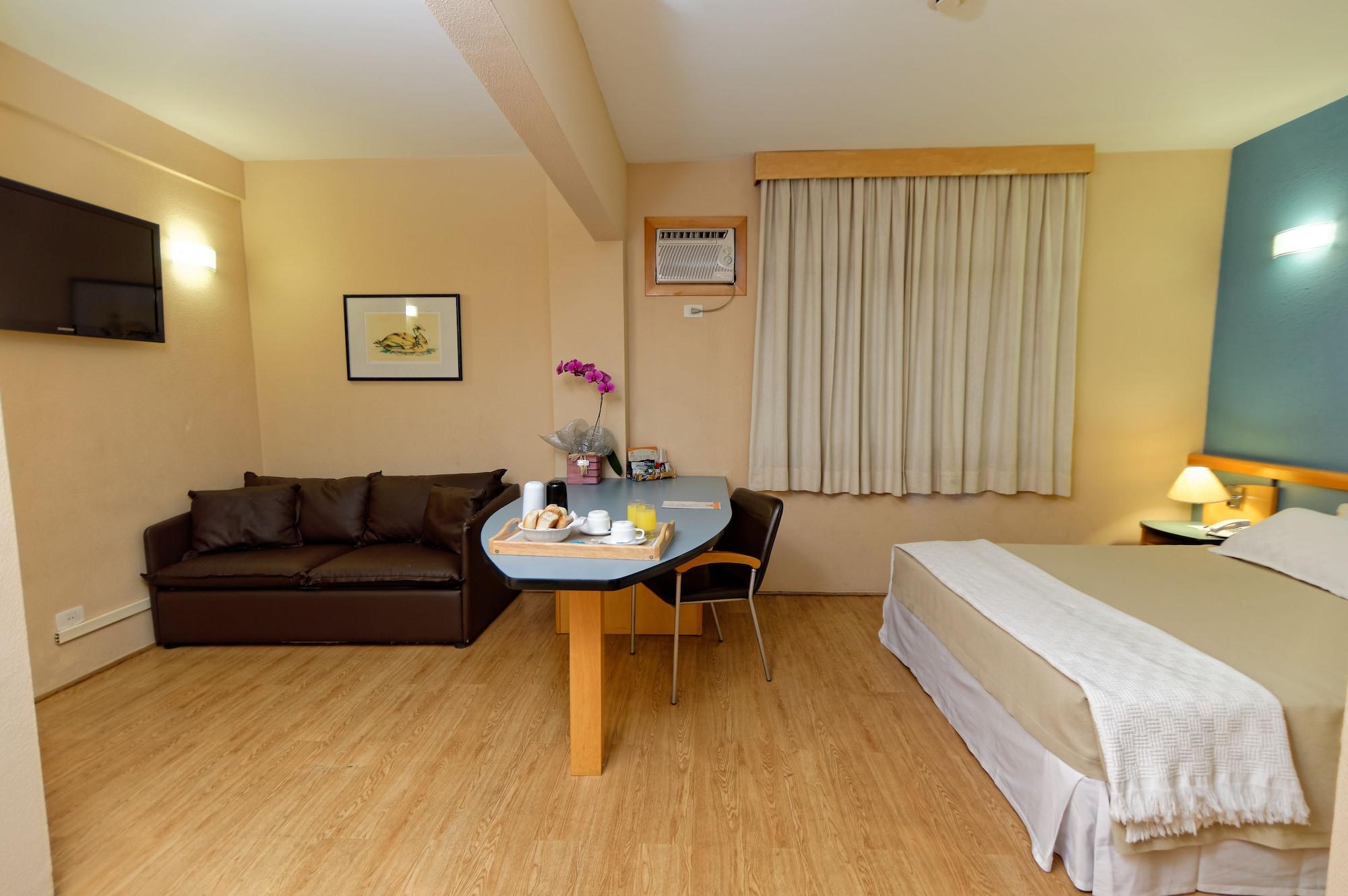 Sables Hotel กัวรูยุส ภายนอก รูปภาพ