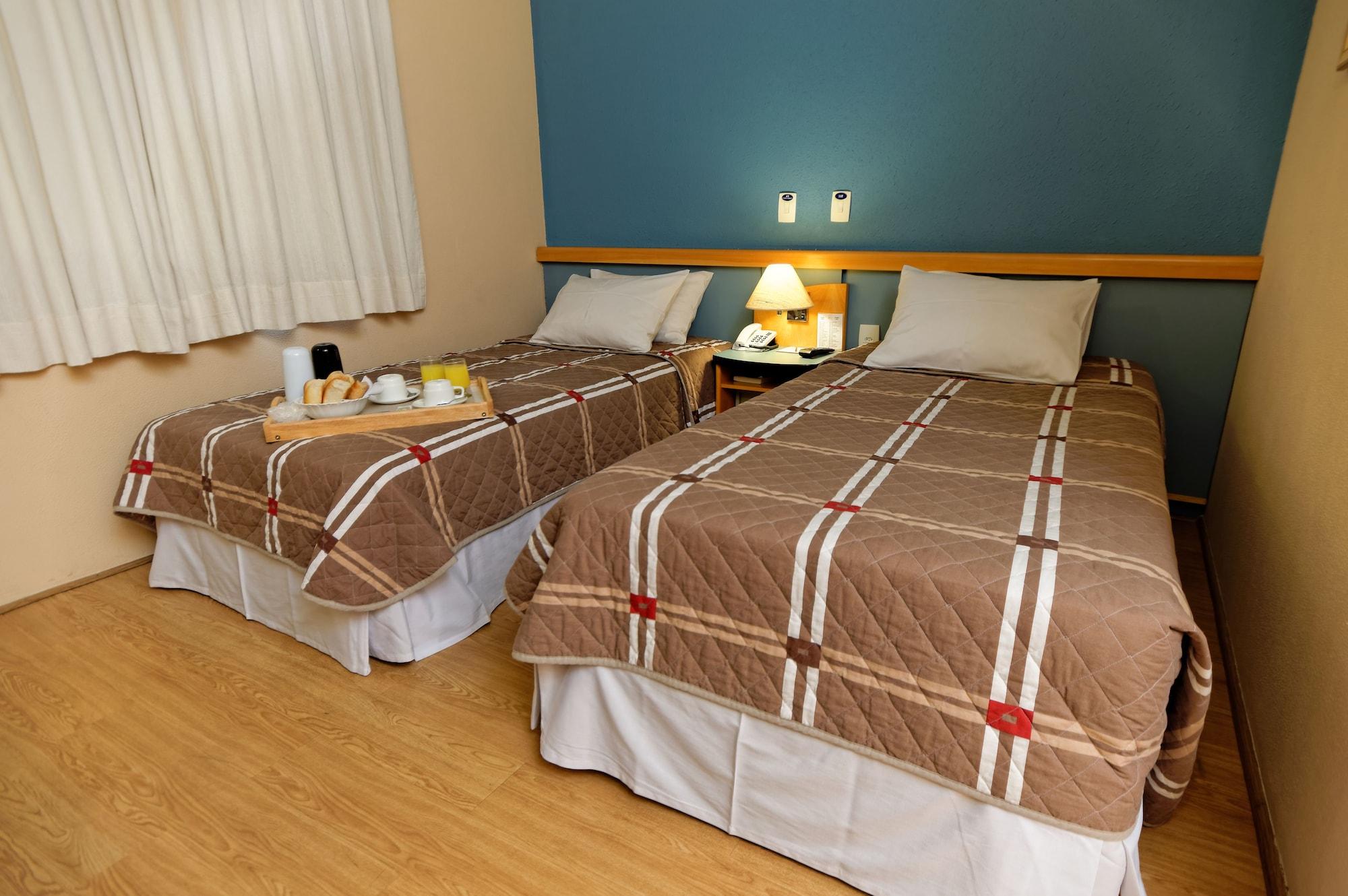 Sables Hotel กัวรูยุส ภายนอก รูปภาพ