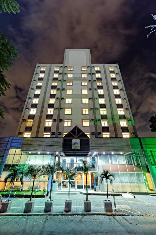 Sables Hotel กัวรูยุส ภายนอก รูปภาพ