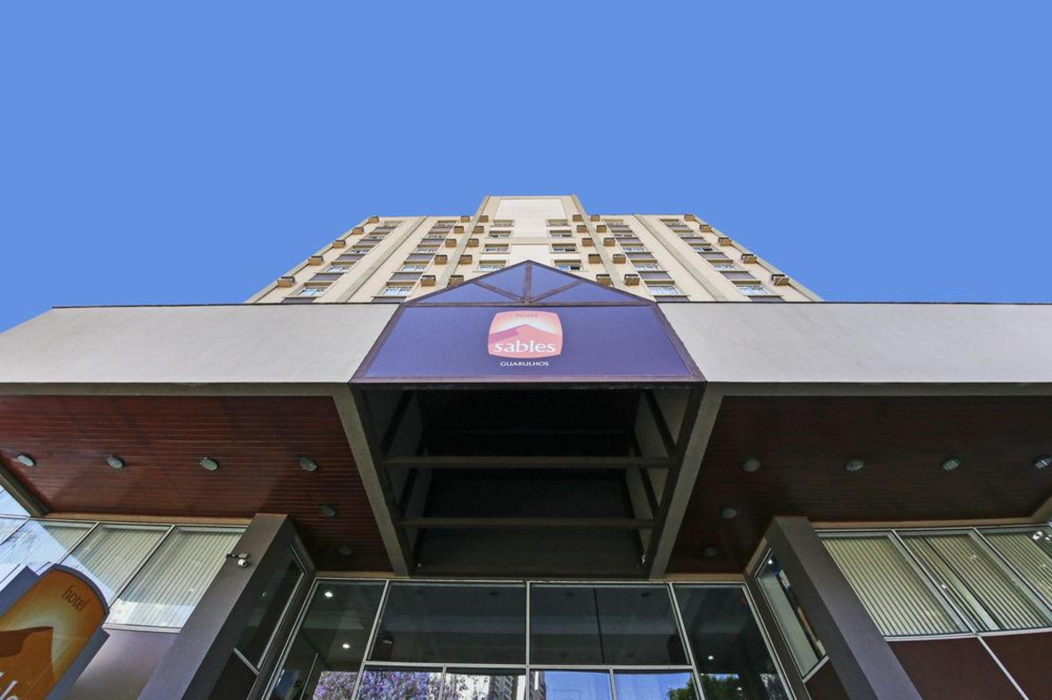 Sables Hotel กัวรูยุส ภายนอก รูปภาพ