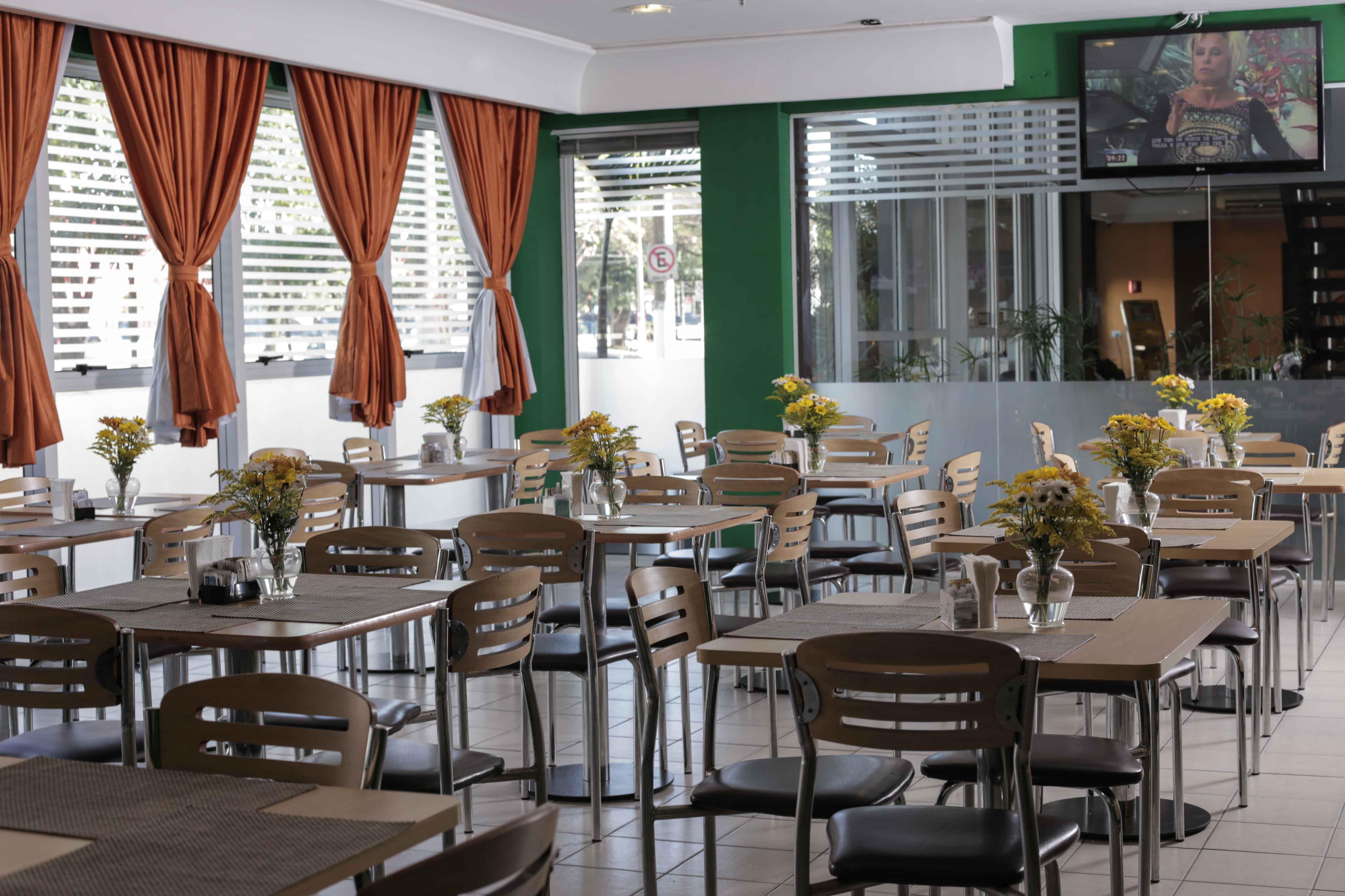 Sables Hotel กัวรูยุส ภายนอก รูปภาพ