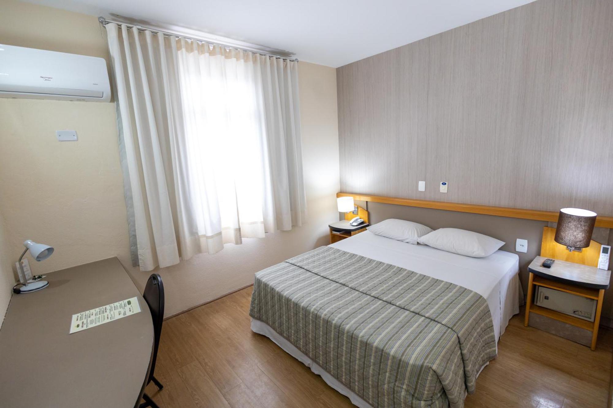Sables Hotel กัวรูยุส ภายนอก รูปภาพ