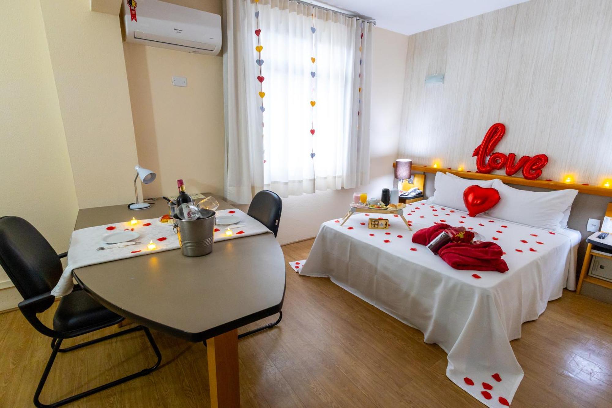 Sables Hotel กัวรูยุส ภายนอก รูปภาพ